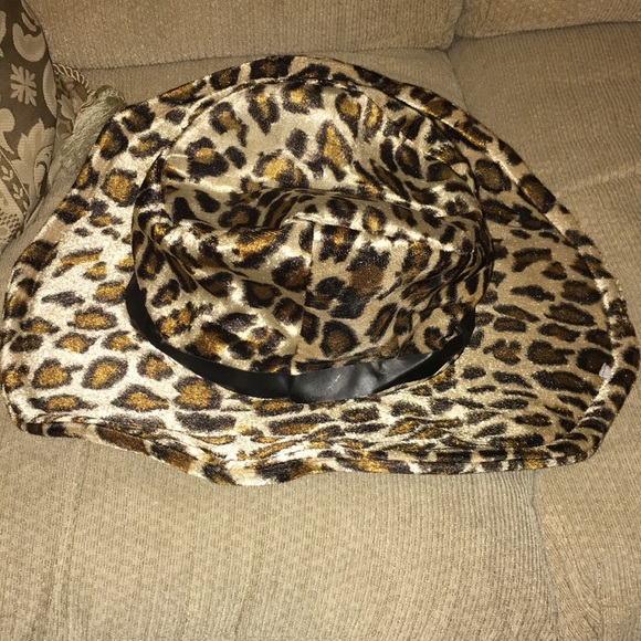 🐆 EUC Costume Leopard Print Hat - Picture 3 of 8